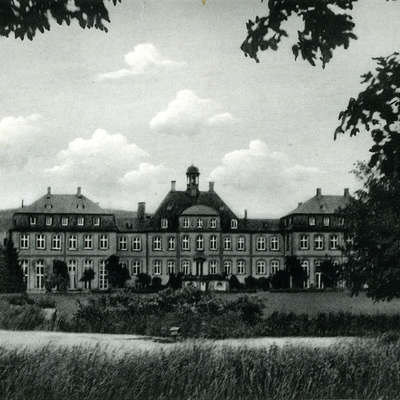 Bild vergrößern: Schloss-Söder
