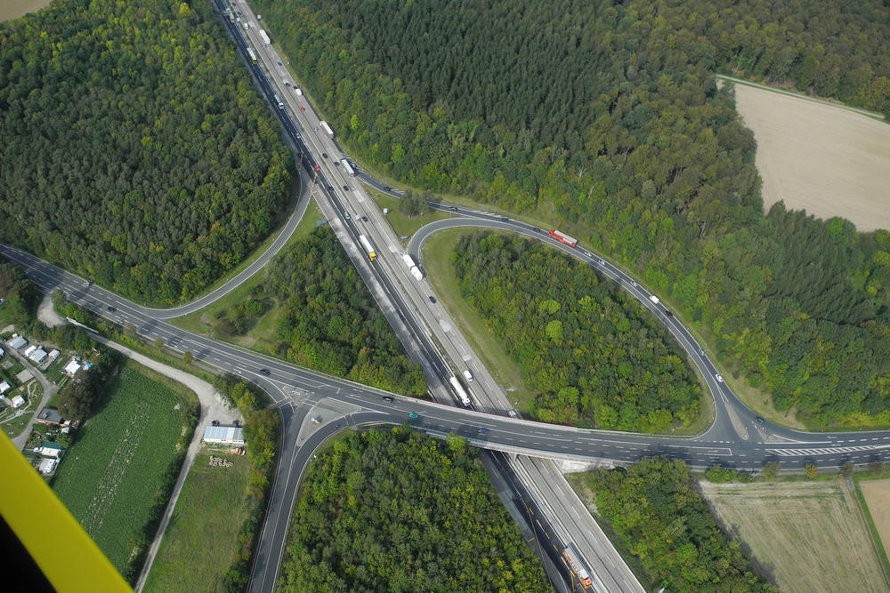 Bild vergrößern: Autobahnkreuz Derneburg-Salzgitter